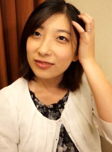 【フル動画】アンケート調査に協力してくれた奥様にさらに謝礼上乗せで特殊バイトを提案！下着モデルからなし崩し的にハメ撮りSEX！｜h_1724m725g00009